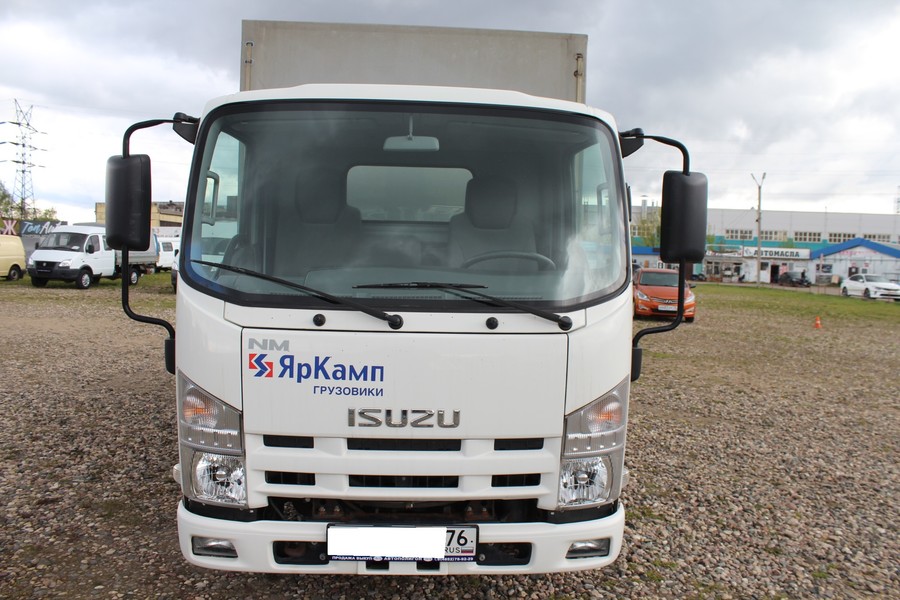 Isuzu Elf