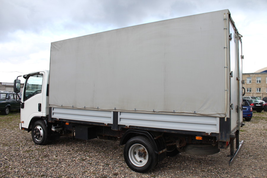 Isuzu Elf