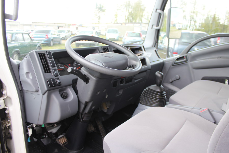Isuzu Elf