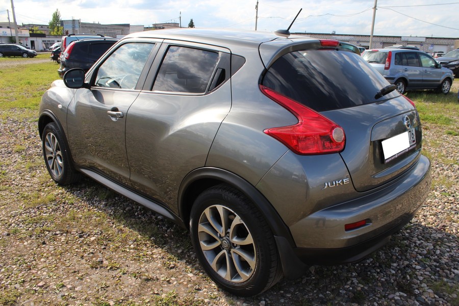 Nissan Juke, 2010 г.