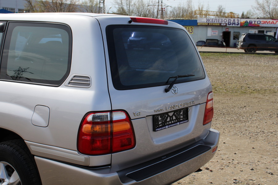 Toyota Land Cruiser, 2002 год